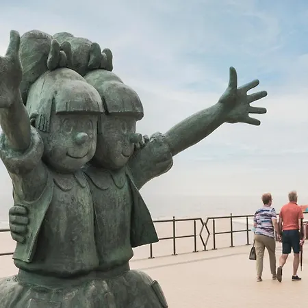 In Coastal Belgium With Sea Views *